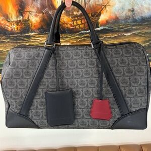 NEW stickers FERRAGAMO Men's Nero/Gray Gancini-Print Weekender Duffel Travel Bag